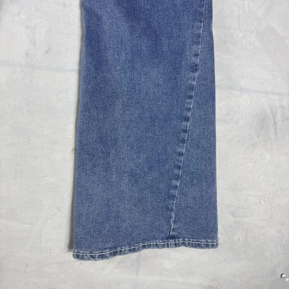 NWT True Religion Joey Womens Flare Jeans Blue Denim Mid Rise Flap Pockets 29‎